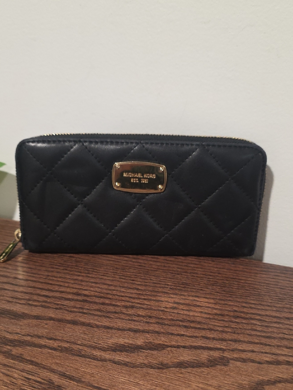 Michael Kors Black Leather Quilted Wallet - Picture 7 of 7